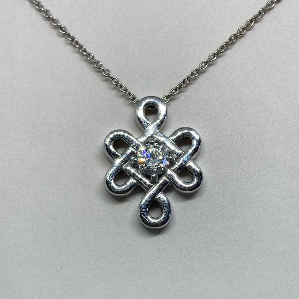 Sterling Silver Infinity Knot Pendant Necklace Moissanite center - Picture 1 of 5